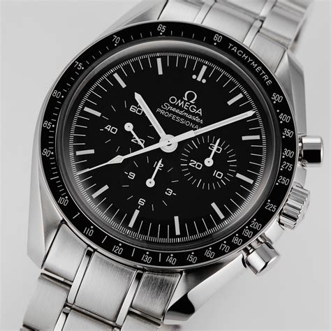 Omega Speedmaster professional moonwatch 2024